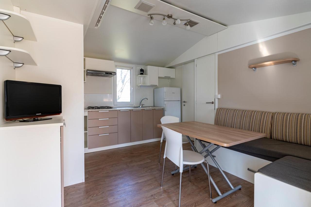 فندق Camping Daino بياتراموراتا المظهر الخارجي الصورة