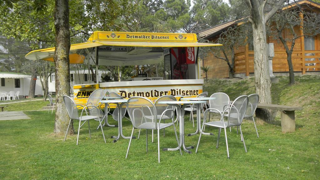 فندق Camping Daino بياتراموراتا المظهر الخارجي الصورة